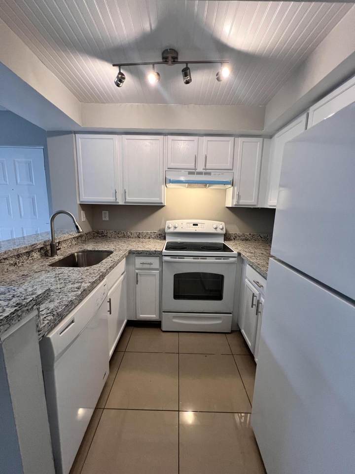 700 Executive Center Drive - Photo 1