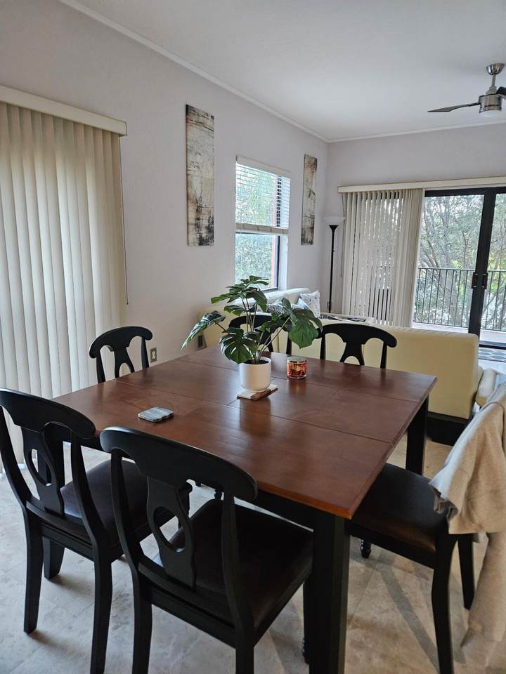 1640 Presidential Way - Photo 1