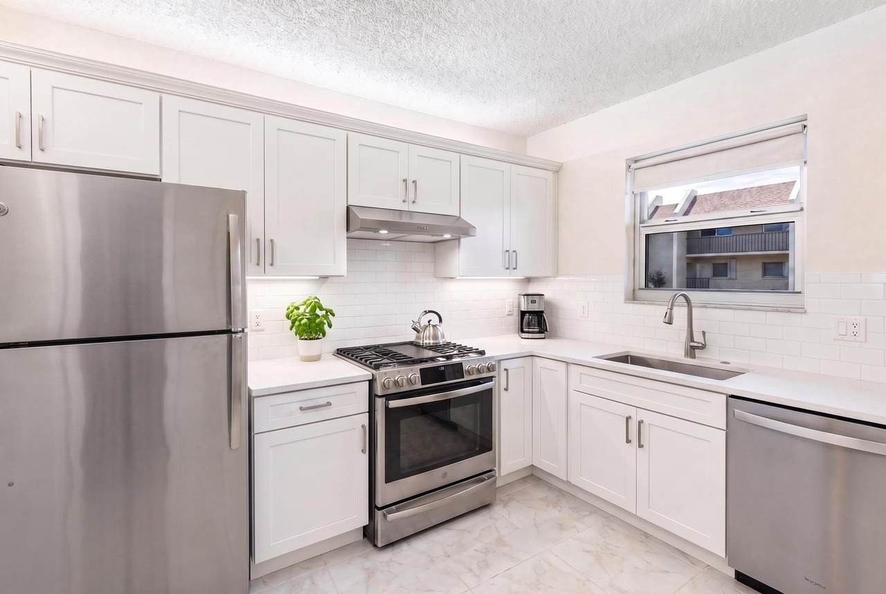 2825 22ND - Photo 1