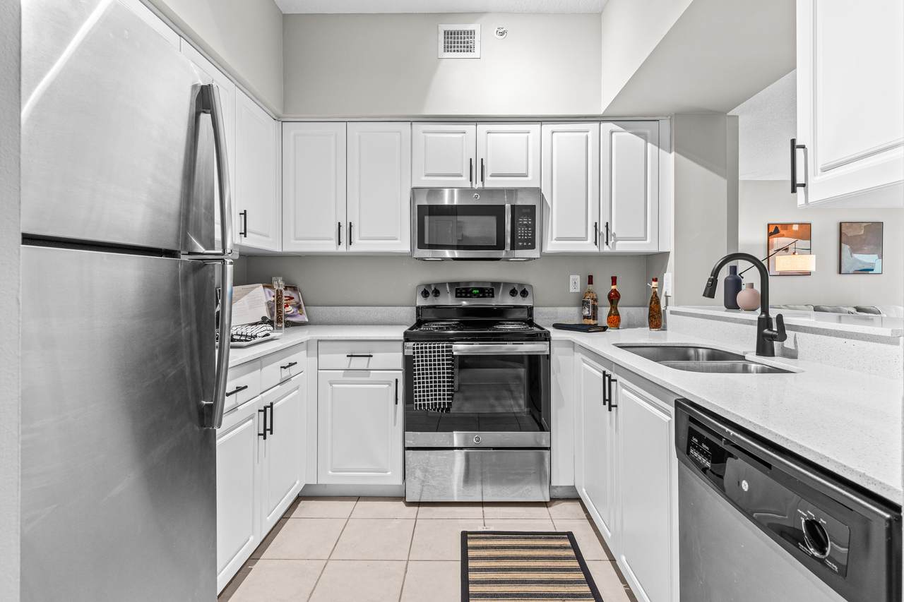 1957 Brandywine Road - Photo 1