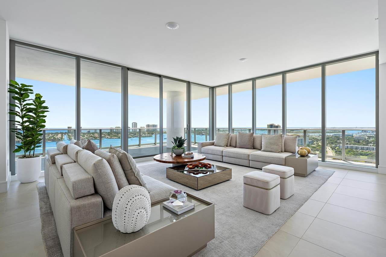 220 Lake Shore Drive - Photo 1