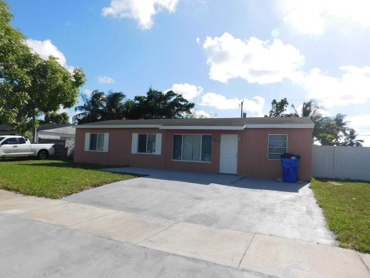 1511 63rd Avenue - Photo 1