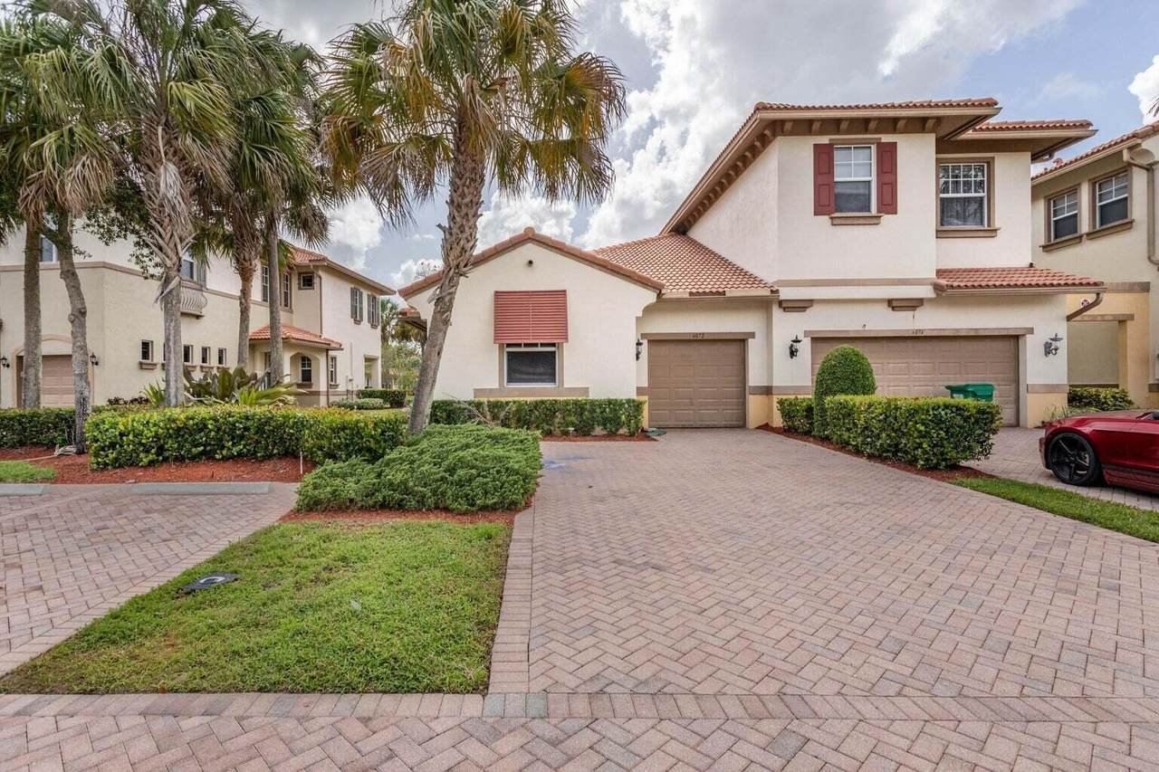 6072 116TH Drive - Photo 1