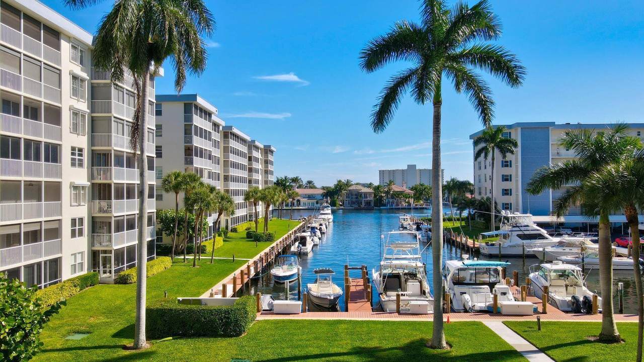 1 Harbourside Drive - Photo 1