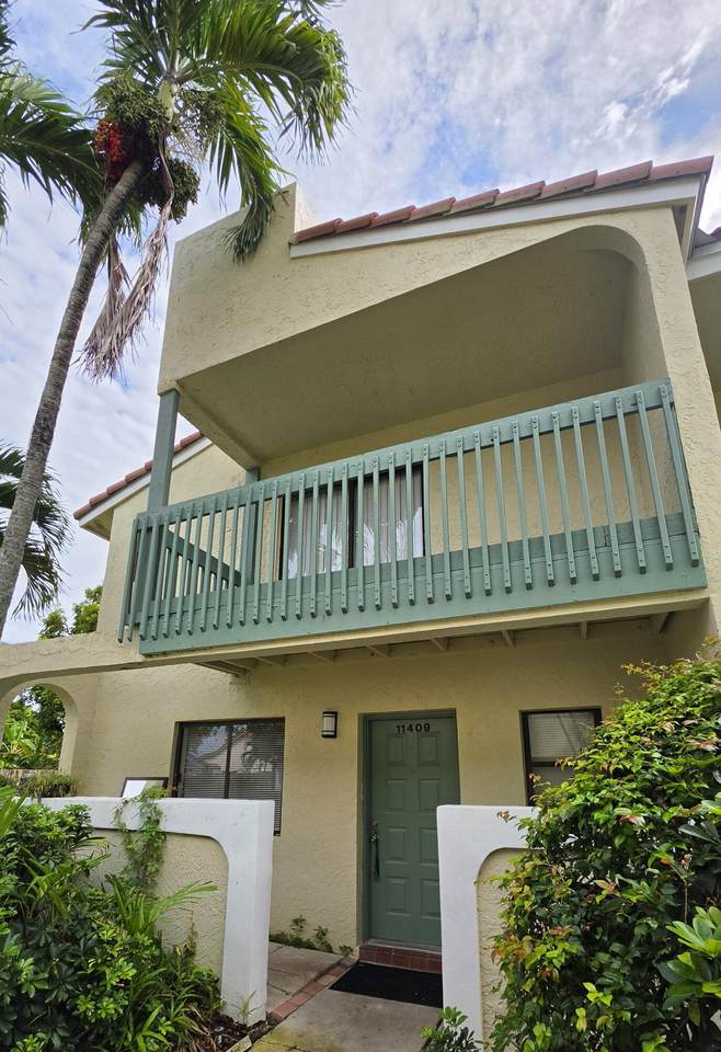 11409 Royal Palm Boulevard - Photo 1