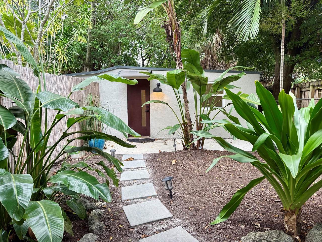 1028 36TH Street - Photo 1