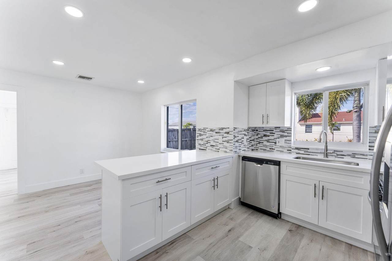 240 5th Street - Photo 1