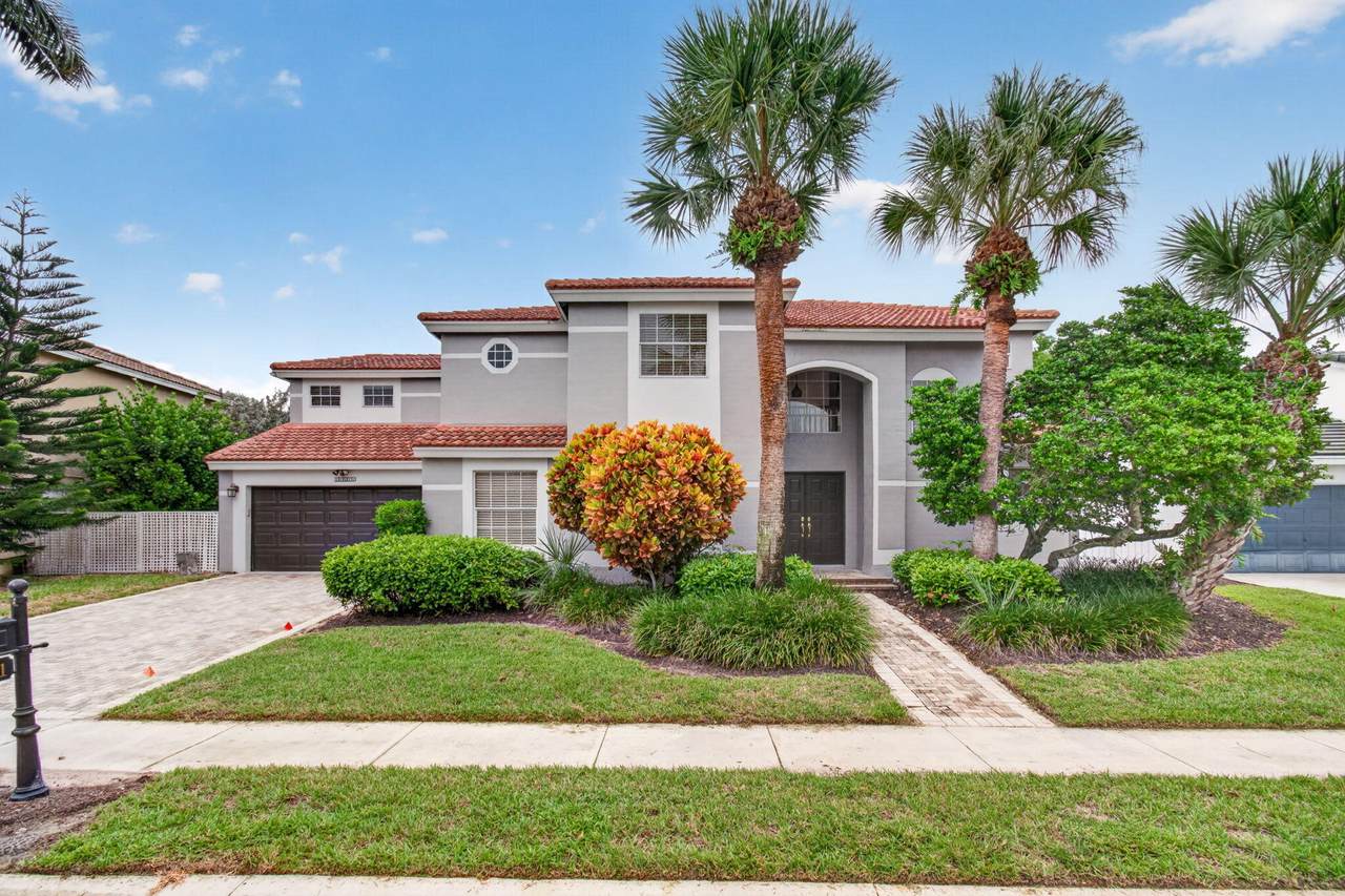 10621 Wheelhouse Circle - Photo 1