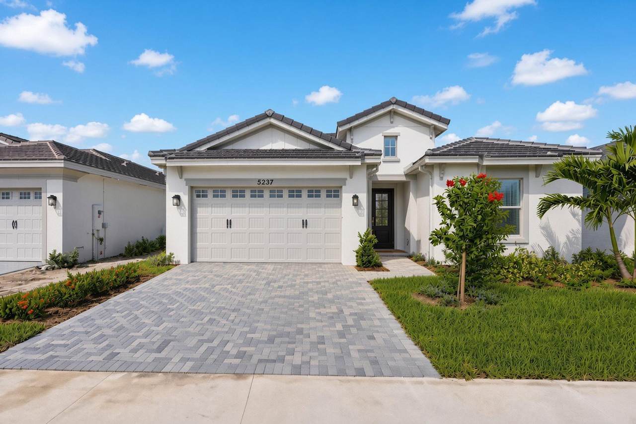 5237 Treaty Oak Trace - Photo 1
