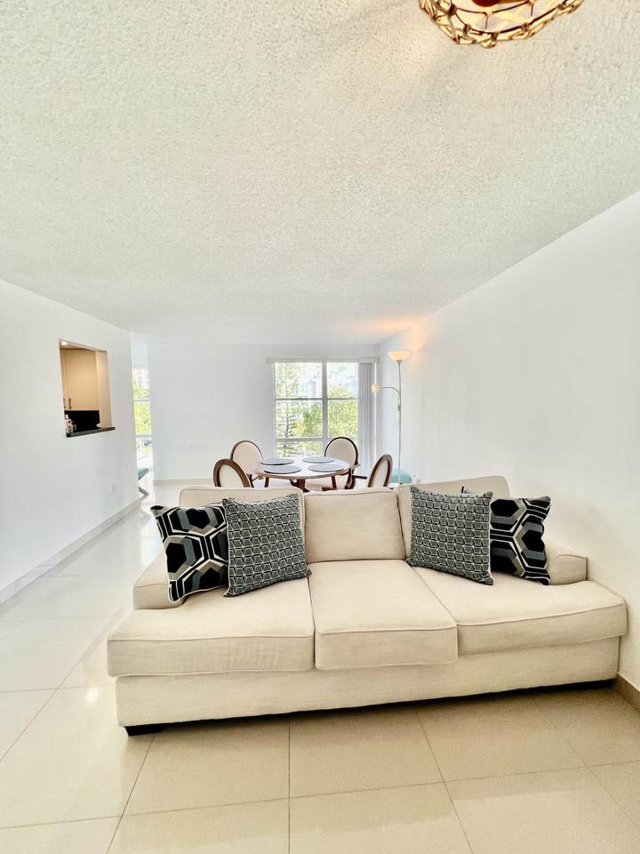 17570 Atlantic Boulevard - Photo 1