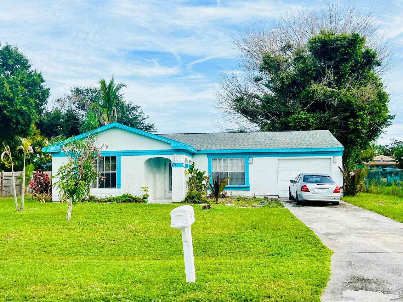 1475 Grapeland Avenue - Photo 1