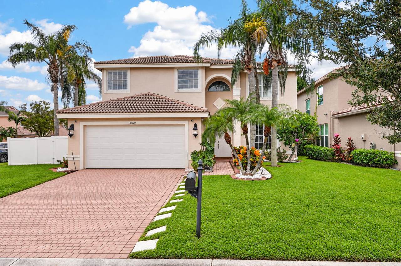 5010 Nautica Lake Circle - Photo 1