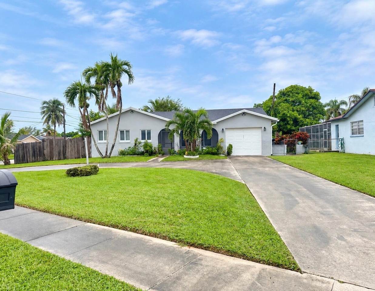 22199 59TH Avenue - Photo 1