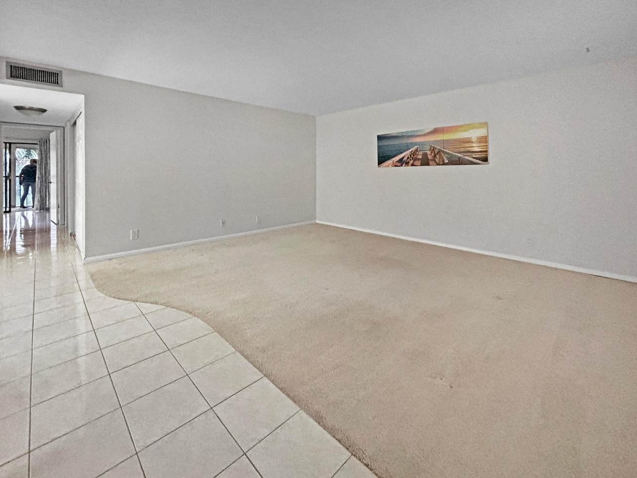 https://bt-photos.global.ssl.fastly.net/beaches/1280_boomver_1_B26083180-2.jpg
