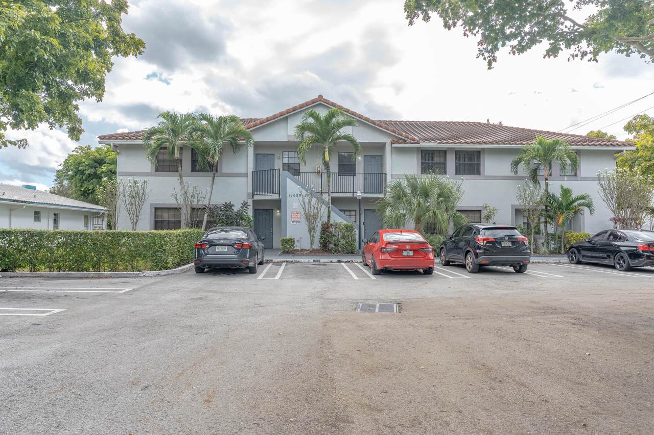 11684 39th Street - Photo 1