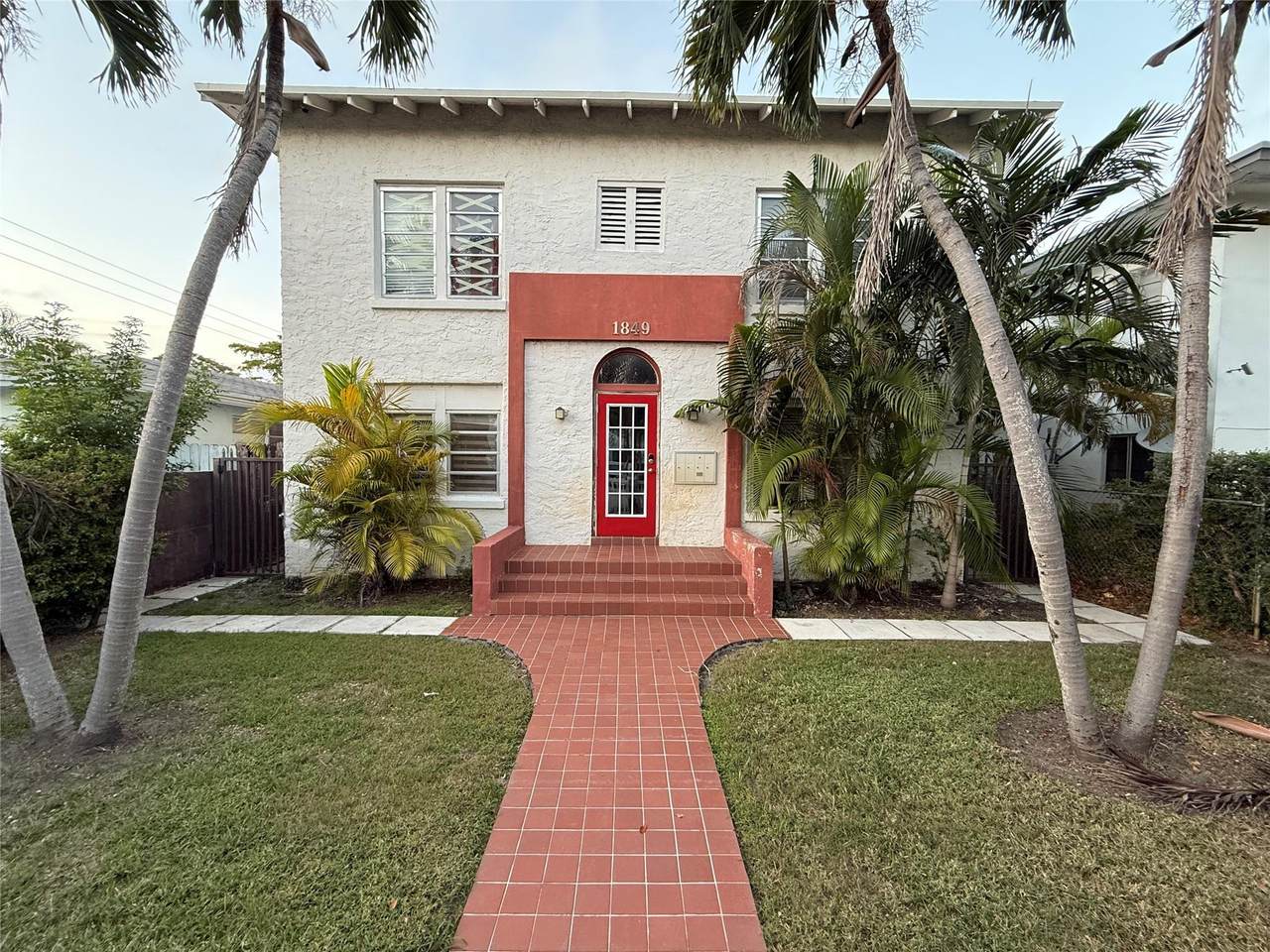 1849 Dewey Street - Photo 1