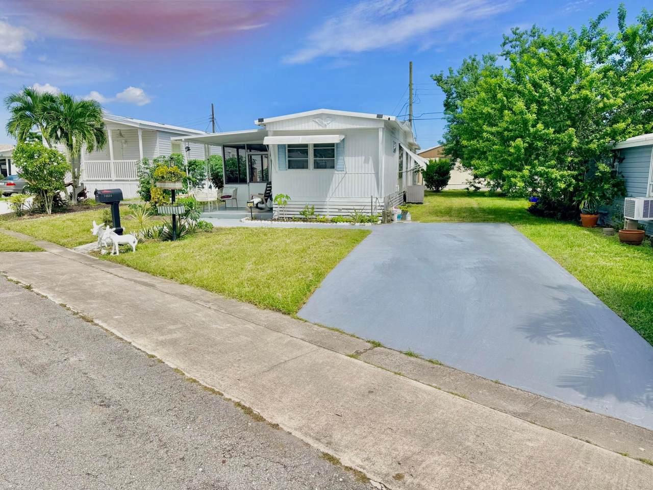 14624 Glenview Drive - Photo 1