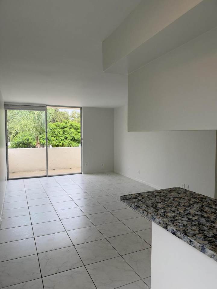 100 21ST Street - Photo 1