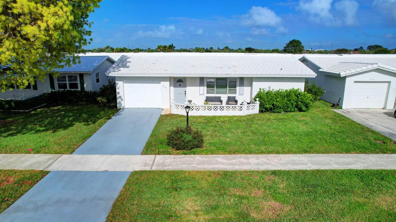 716 18TH Street - Photo 1