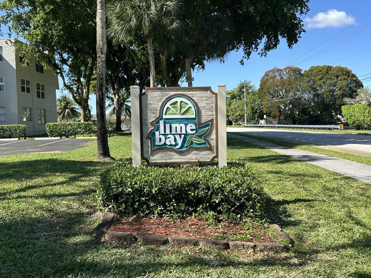 9401 Lime Bay Blvd - Photo 1