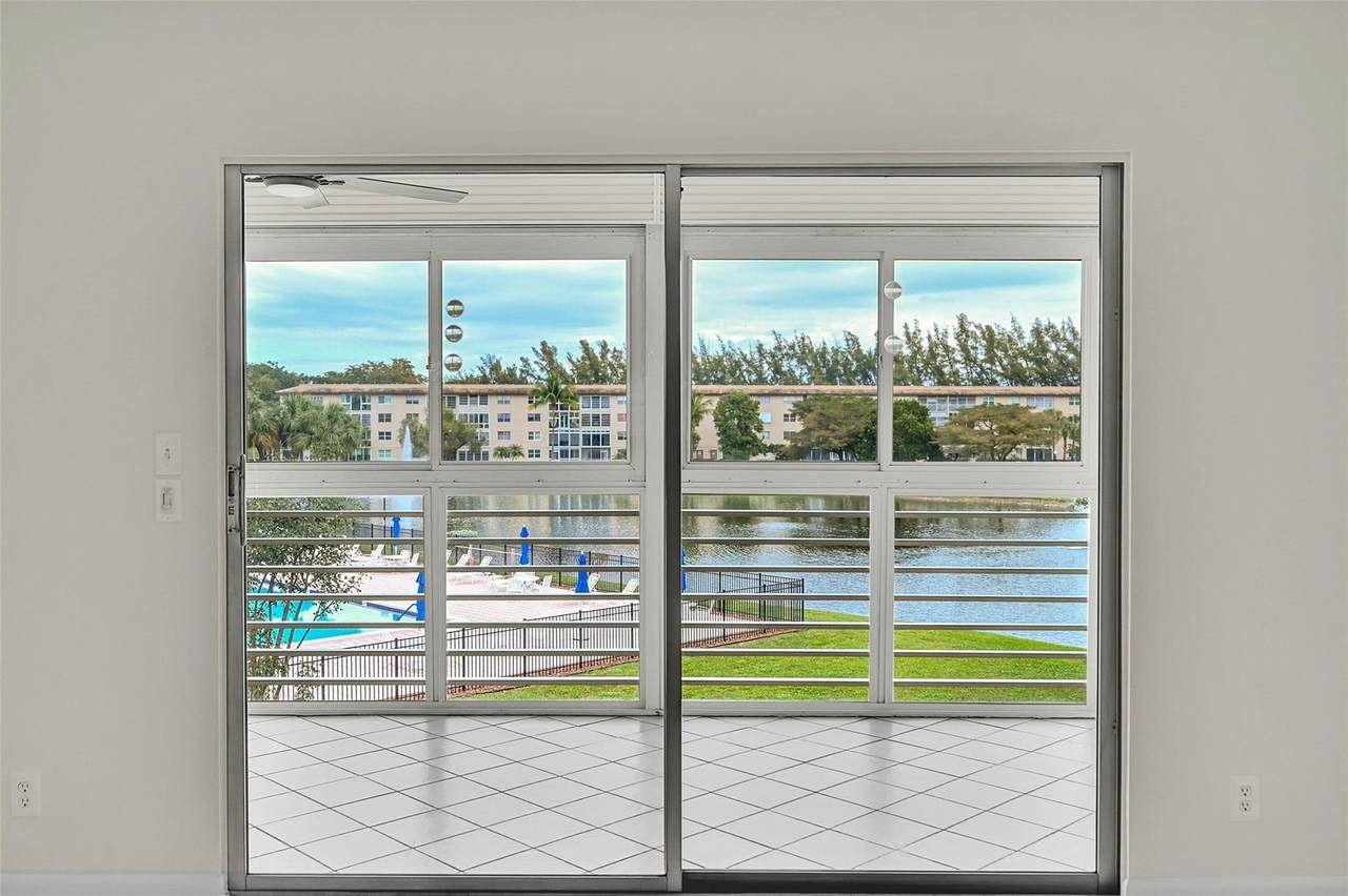 1804 Eleuthera Pt - Photo 1