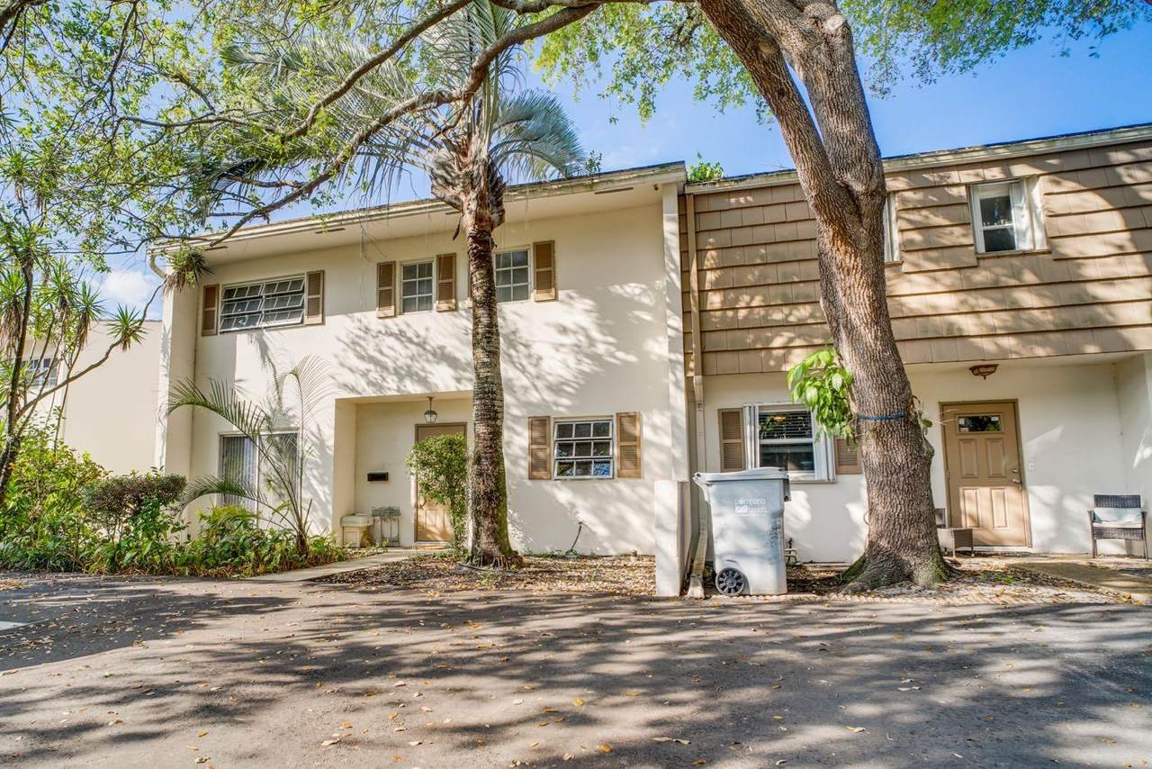 3131 Palm Aire Dr - Photo 1