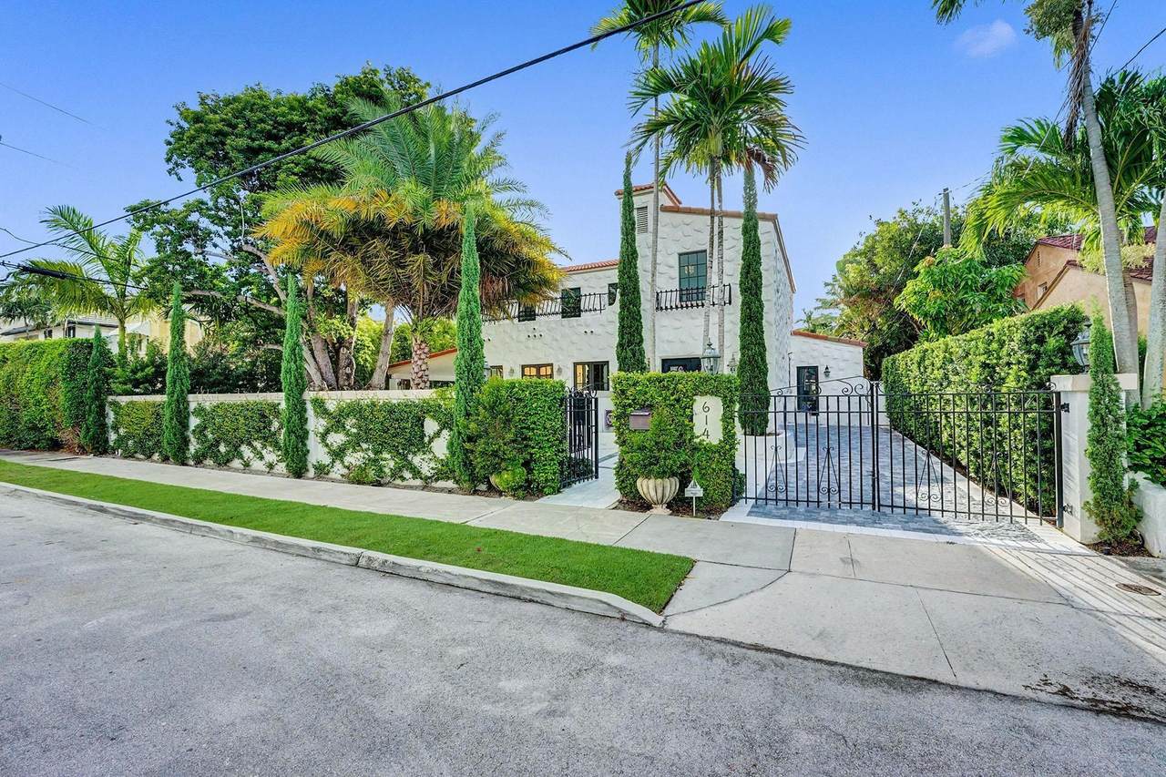 614 Poinciana - Photo 1
