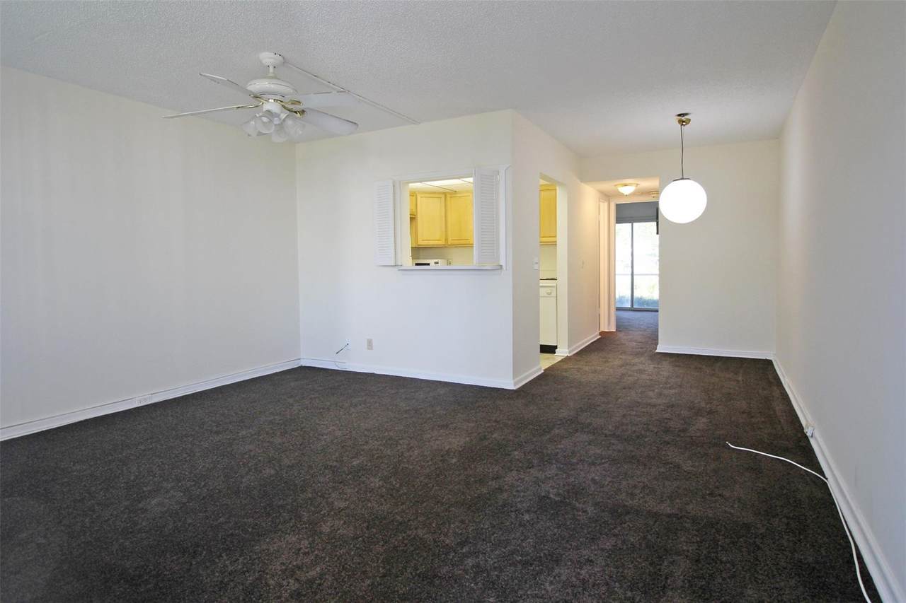 315 Newport V - Photo 1