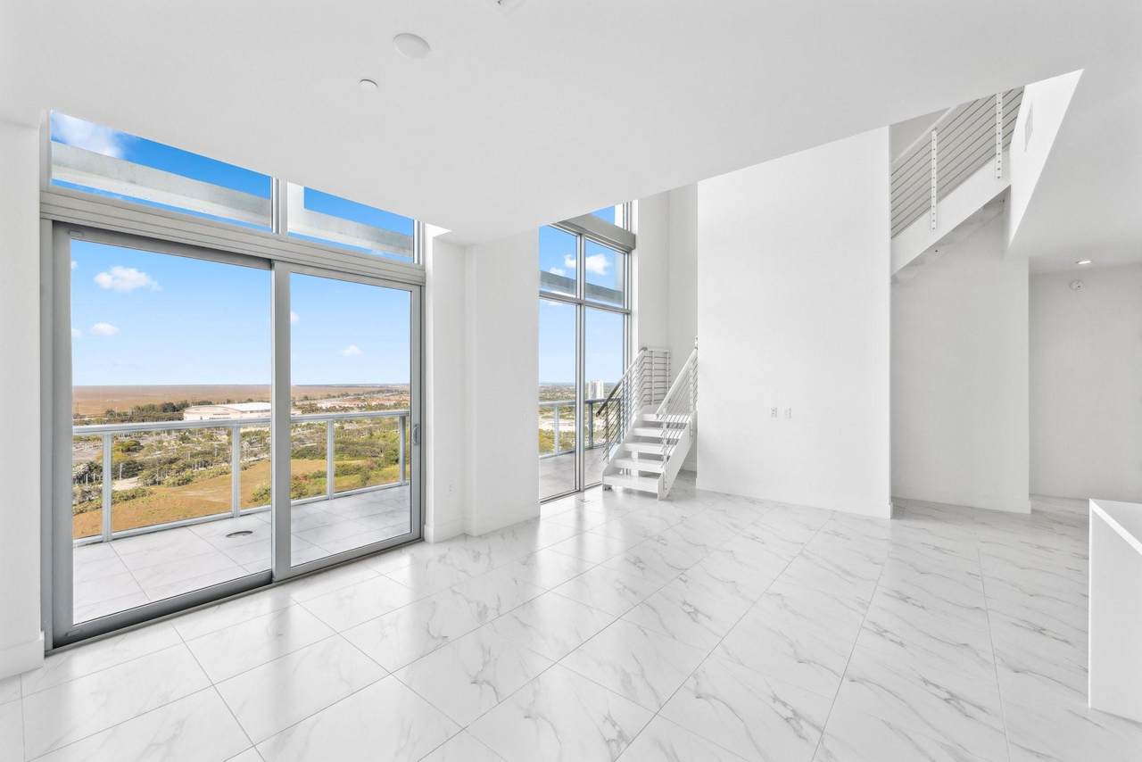 2000 Metropica Way - Photo 1