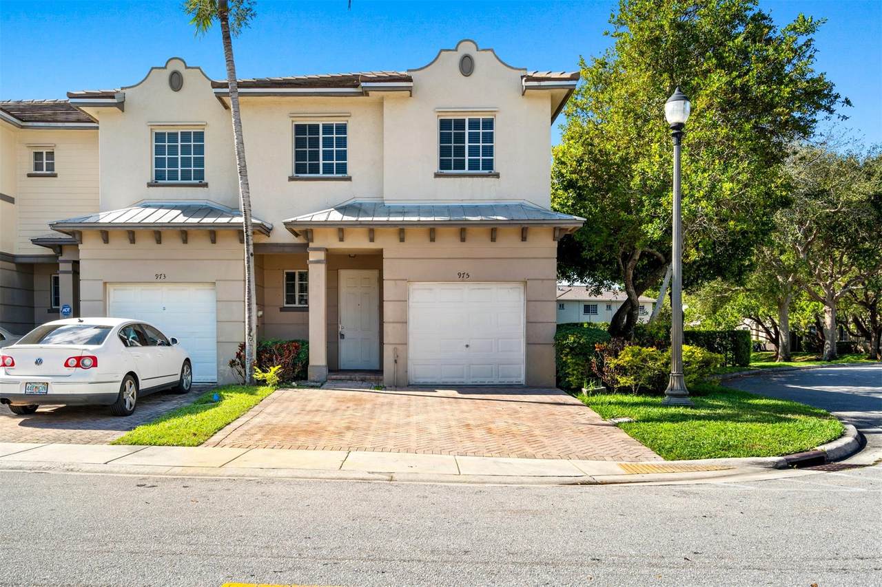 975 Tortuga Ln - Photo 1