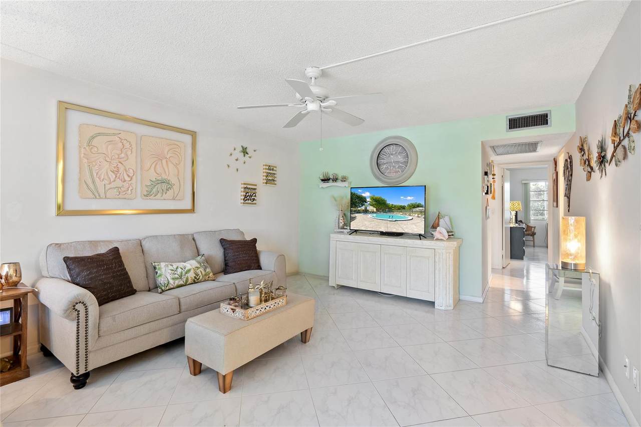 2058 Newport N - Photo 1