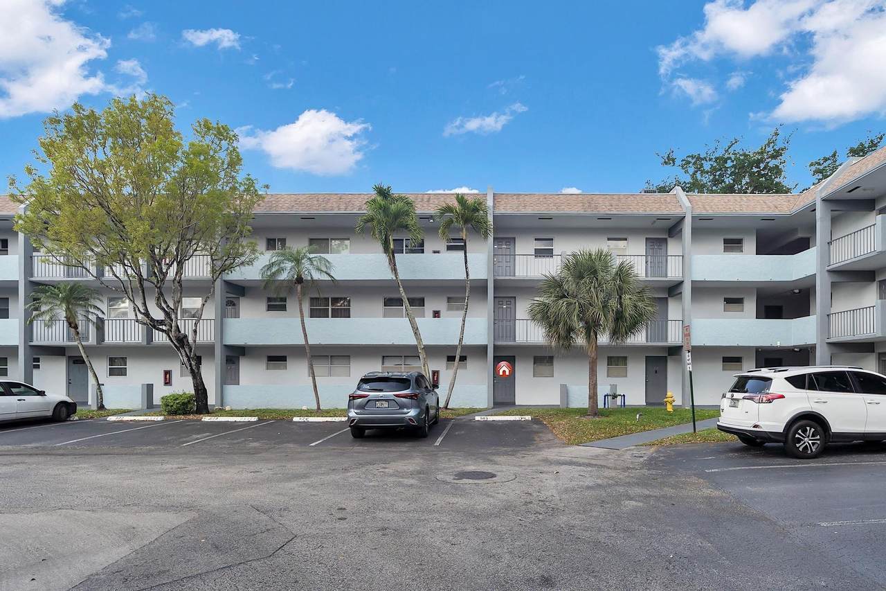 8351 Sands Point Blvd - Photo 1
