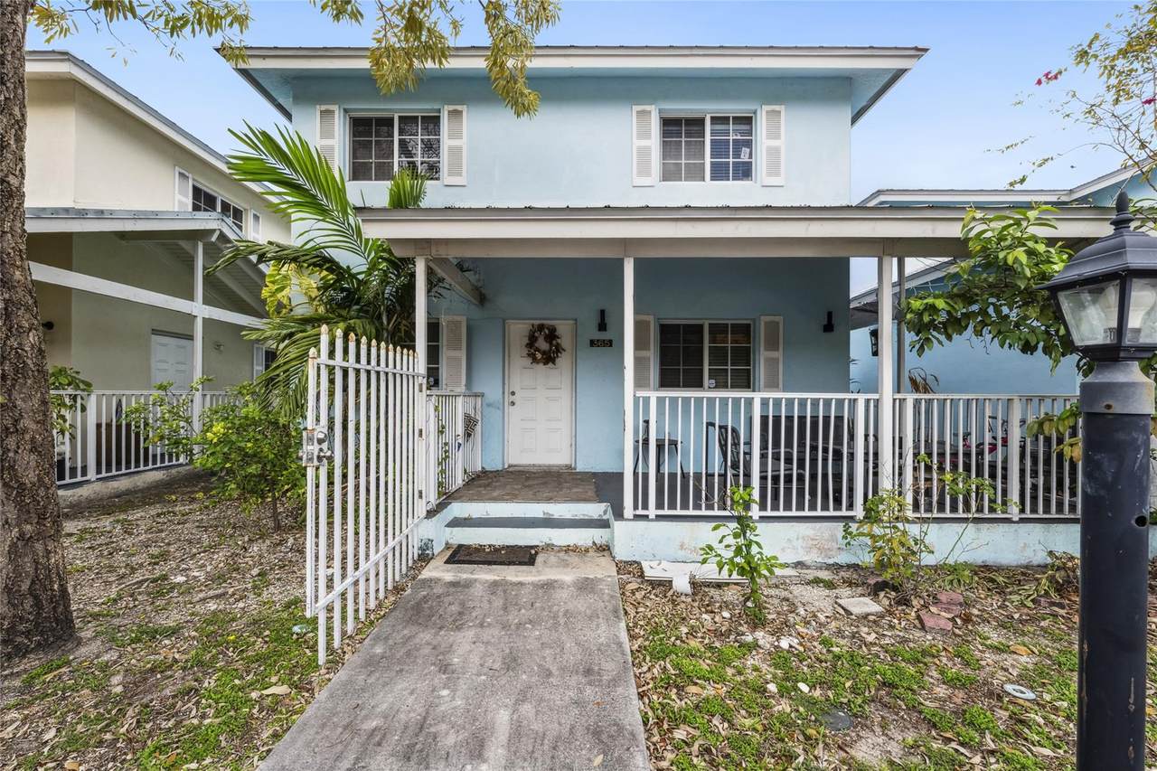 365 19th St - Photo 1