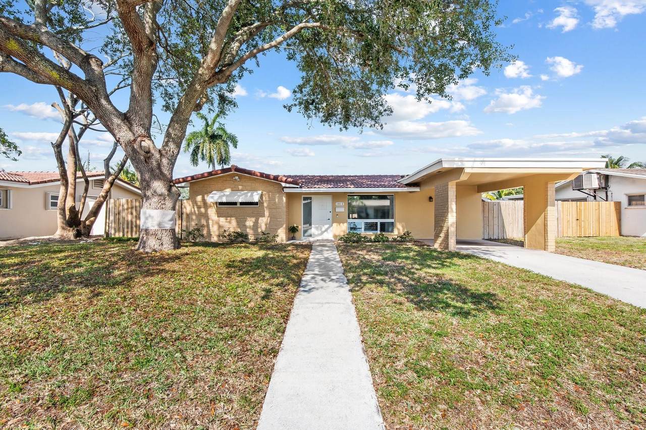 1812 44th Ave - Photo 1