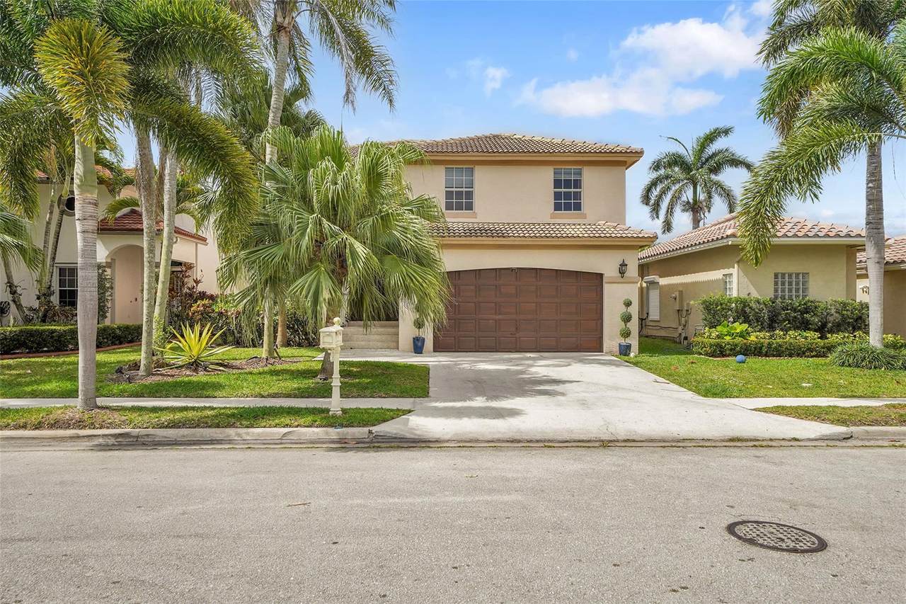 16250 La Costa Dr - Photo 1