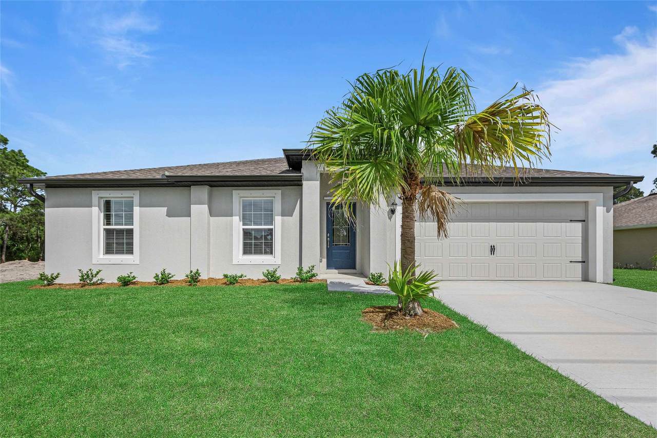 8226 105th Ct - Photo 1