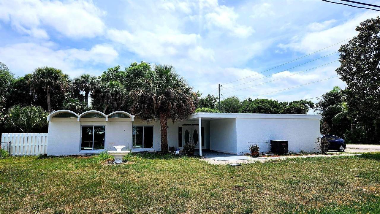 1715 York Ct - Photo 1