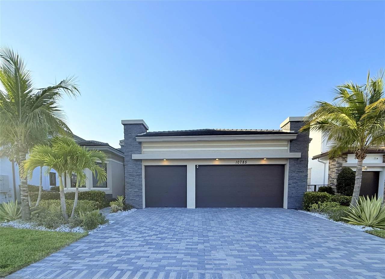 10785 Coral St - Photo 1