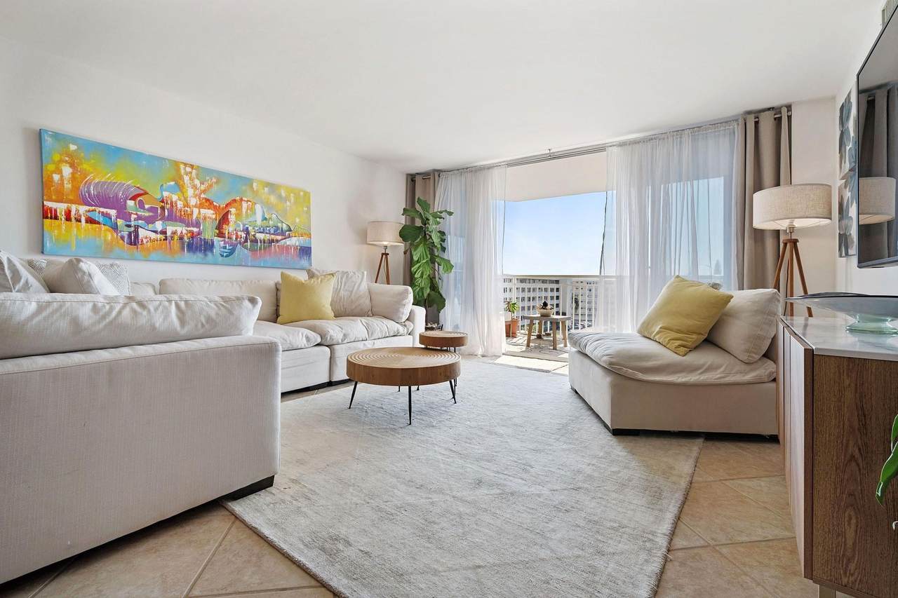 18021 Biscayne Blvd - Photo 1