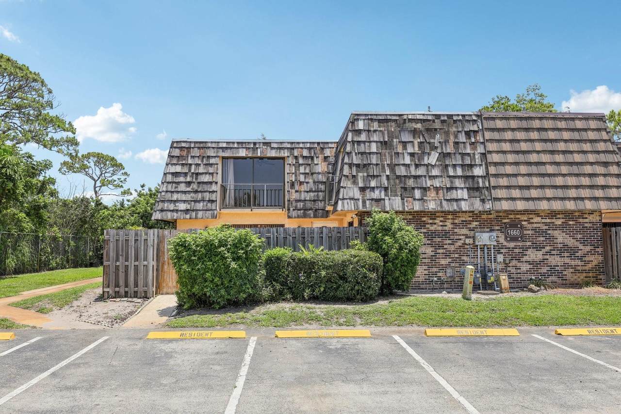 1660 Forest Lakes Cir - Photo 1