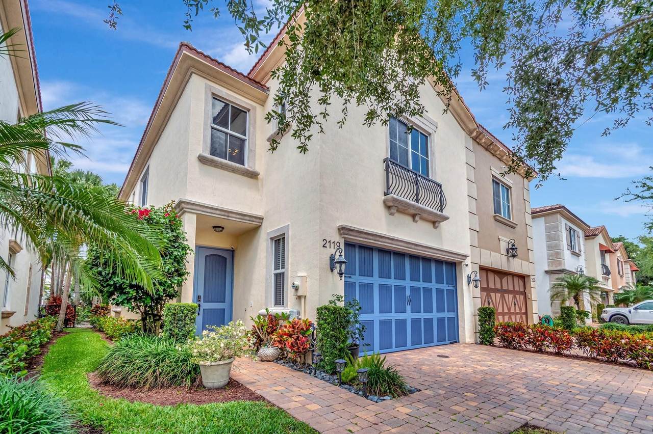 2119 Foxtail View Ct - Photo 1