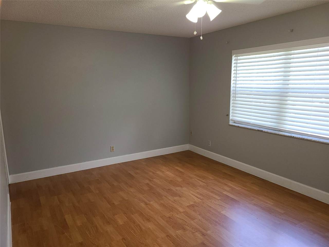 3300 Spanish Moss Ter - Photo 1