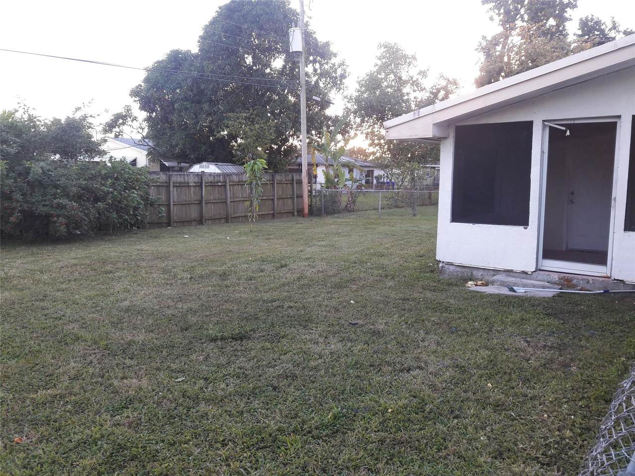 https://bt-photos.global.ssl.fastly.net/beaches/1280_boomver_1_F10504733-2.jpg