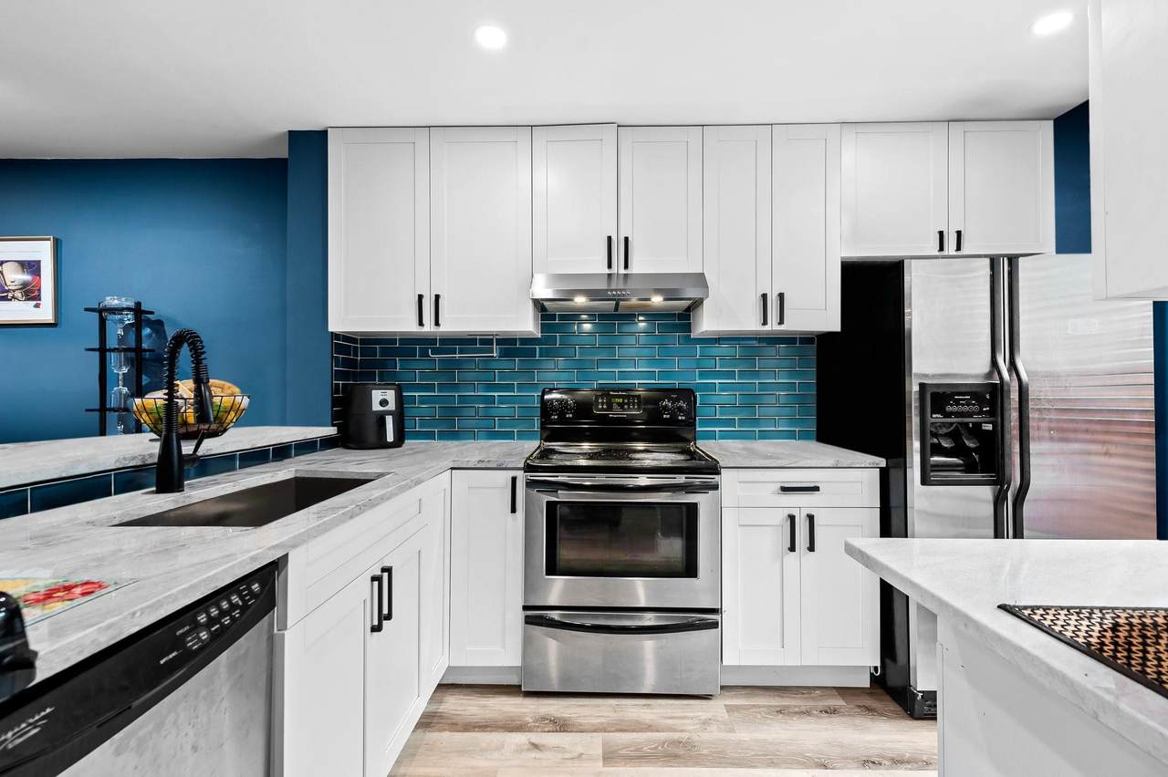 3082 Oakland Forest Dr - Photo 1