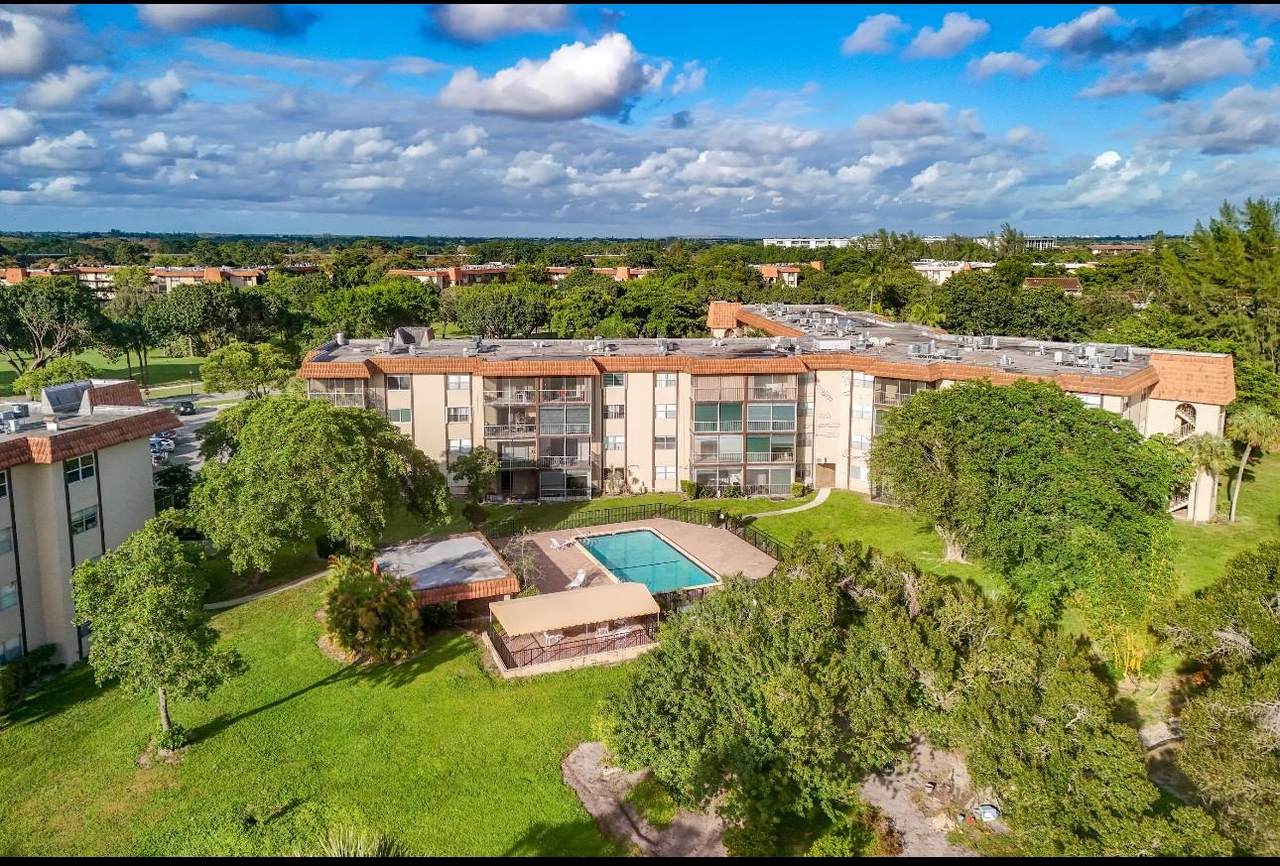 6100 Falls Circle Dr - Photo 1