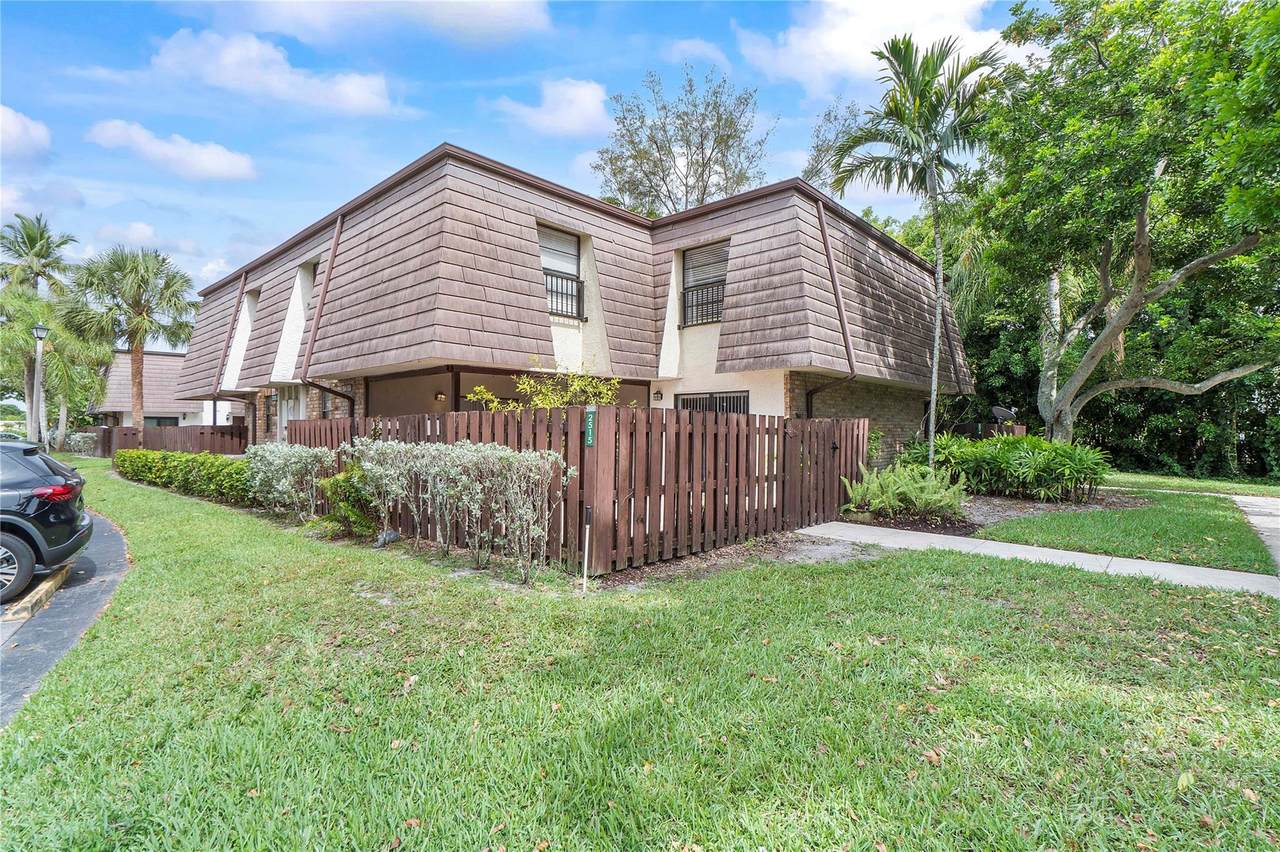 2515 99th Ave - Photo 1