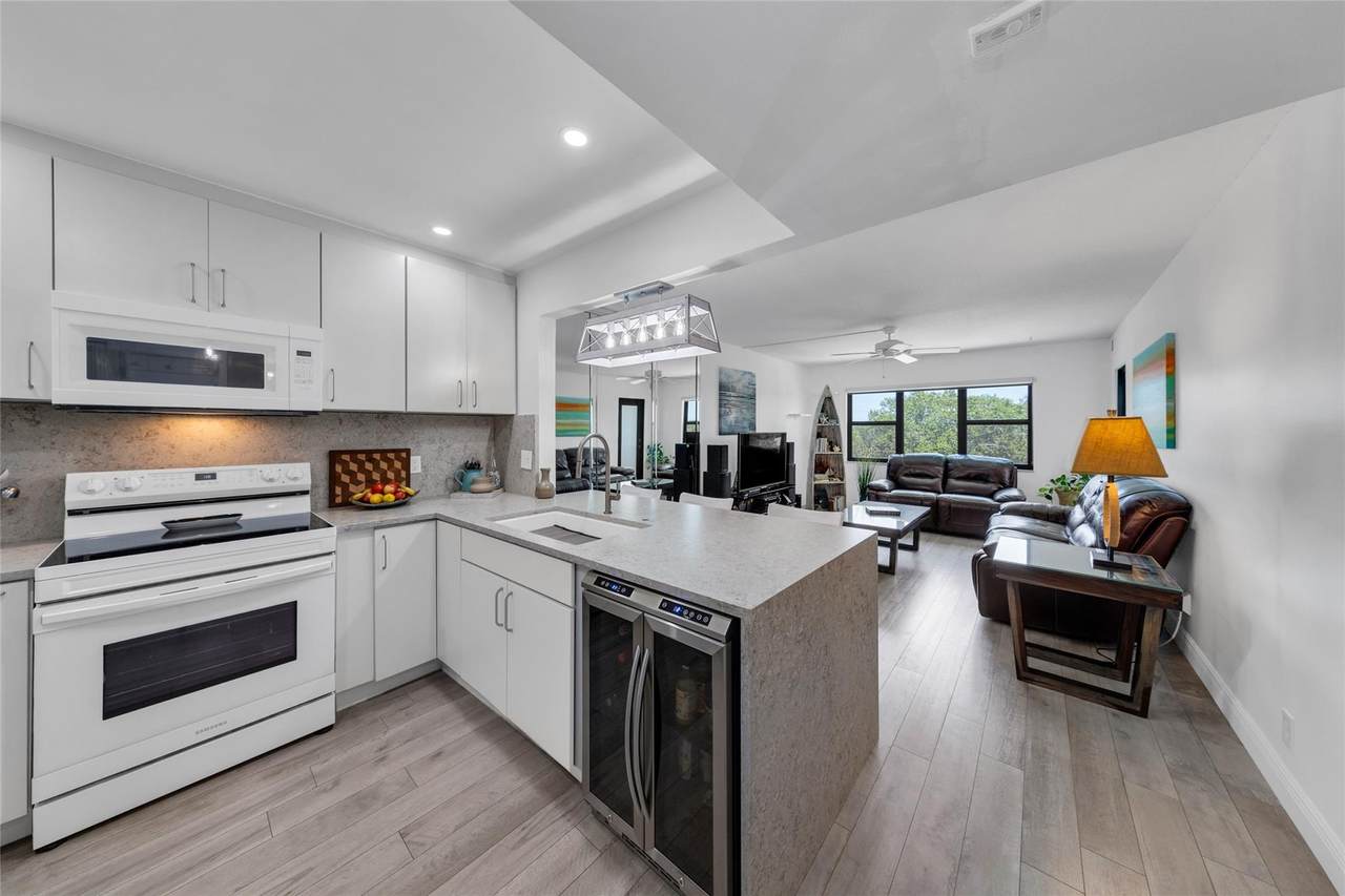 900 River Reach Dr - Photo 1