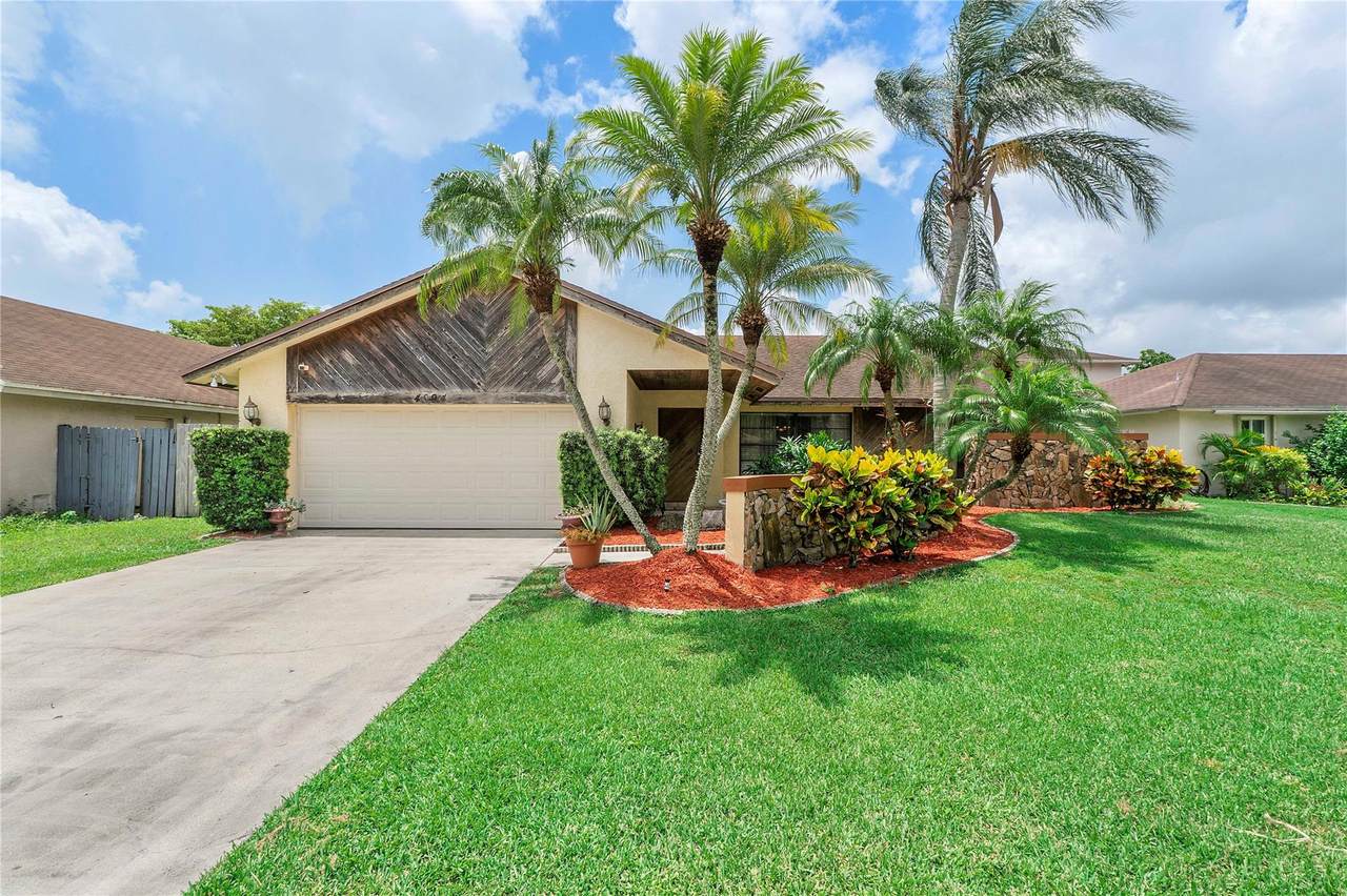 4094 1st Pl - Photo 1