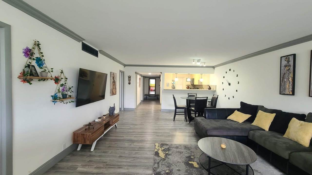 https://bt-photos.global.ssl.fastly.net/beaches/1280_boomver_1_F10509561-2.jpg