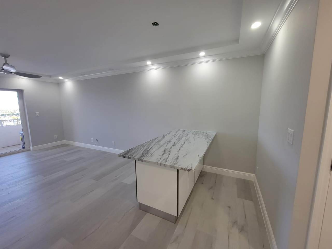 https://bt-photos.global.ssl.fastly.net/beaches/1280_boomver_1_F10511201-2.jpg